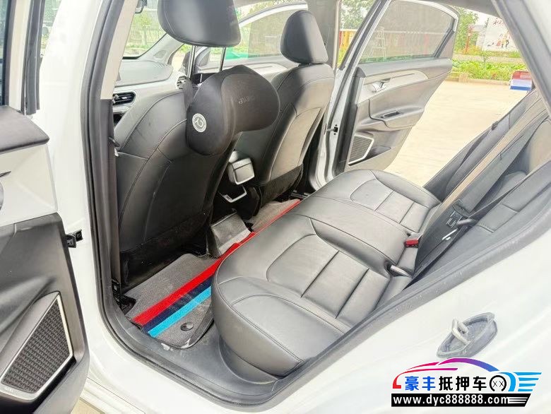 24年吉利几何轿车抵押车出售