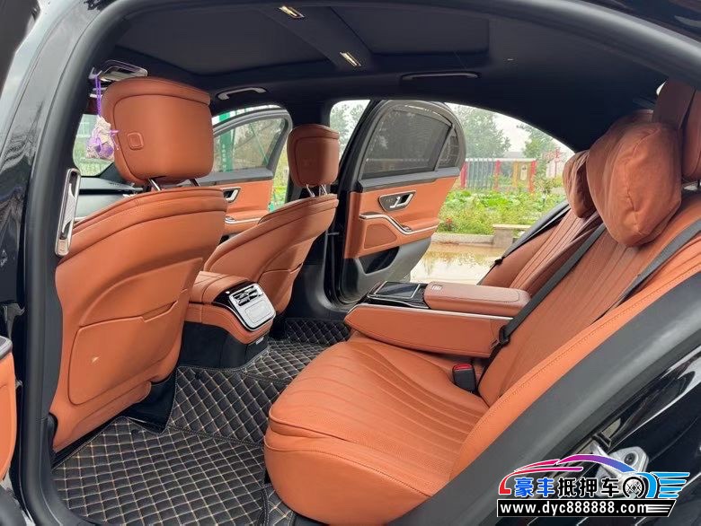 23年奔驰S轿车抵押车出售