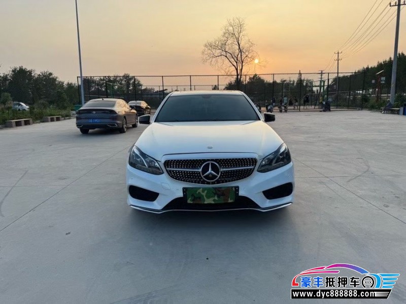 14年奔驰E轿车抵押车出售