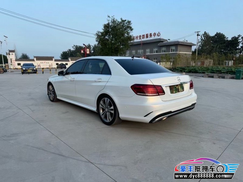 14年奔驰E轿车抵押车出售