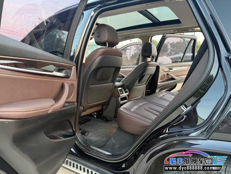 16年宝马X5轿车抵押车出售