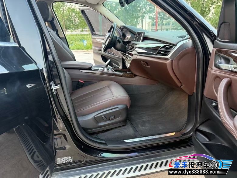 16年宝马X5轿车抵押车出售