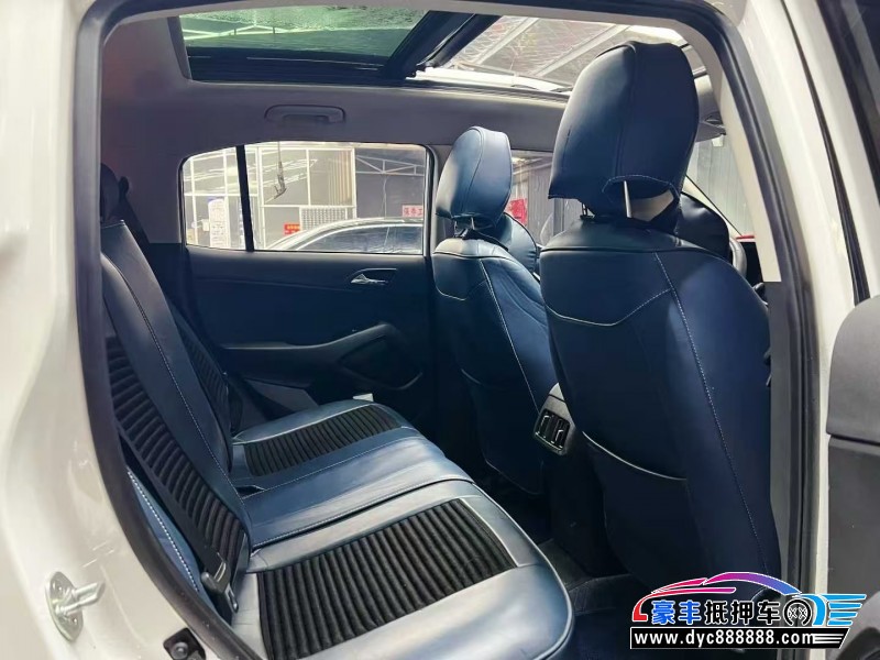 21年现代ix35轿车抵押车出售