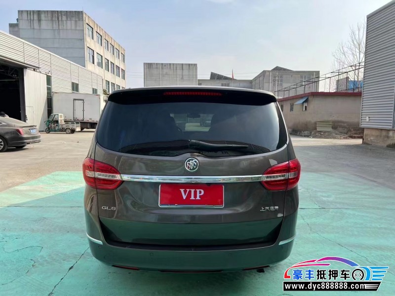 16年别克GL8轿车抵押车出售