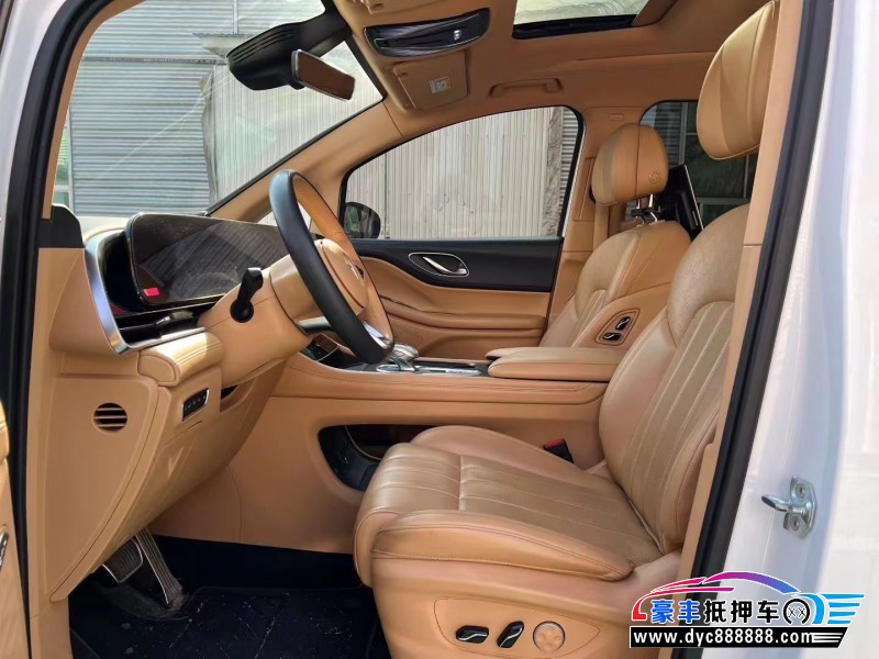 23年岚图梦想家轿车抵押车出售