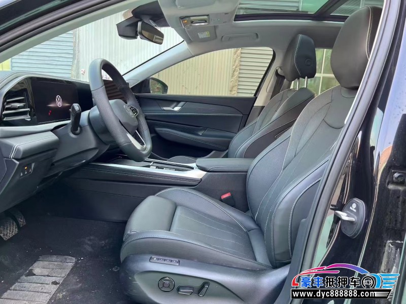 25年大众帕萨特轿车抵押车出售