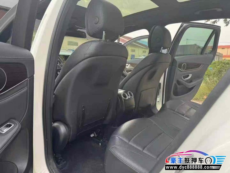 17年奔驰GLC轿车抵押车出售