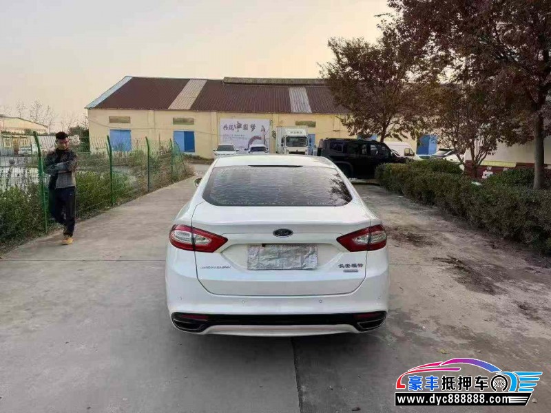 15年福特蒙迪欧轿车抵押车出售