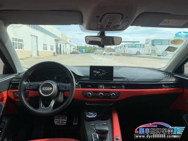 17年奥迪A4轿车抵押车出售