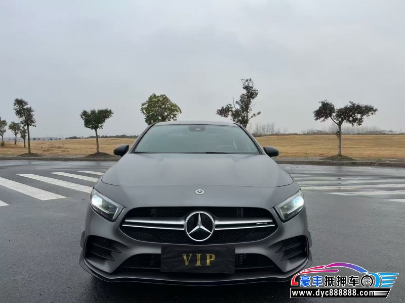 22年奔驰A级AMG轿车抵押车出售