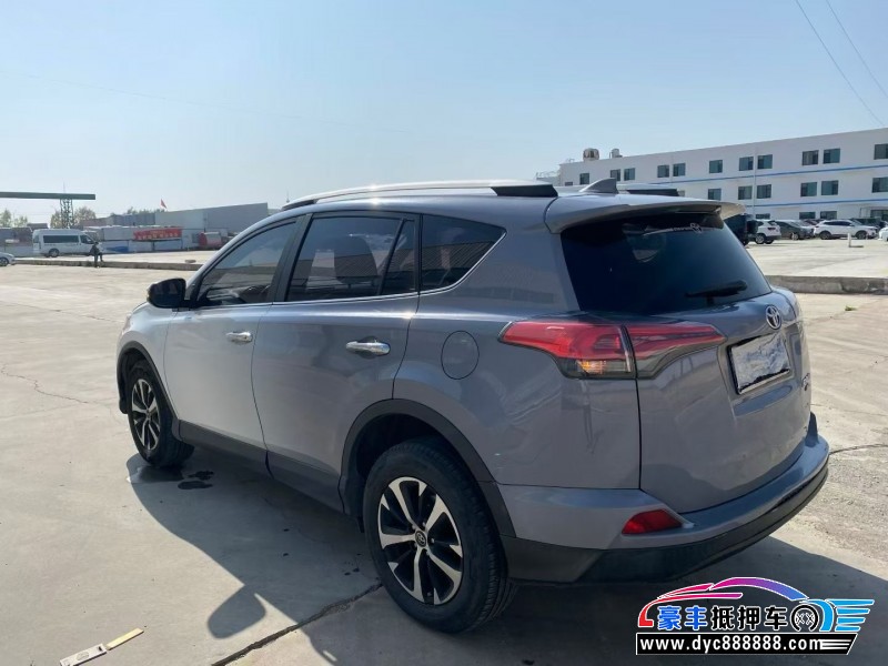 19年丰田RAV4轿车抵押车出售