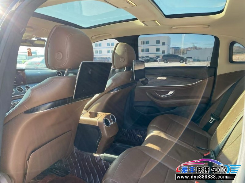 18年奔驰E轿车抵押车出售