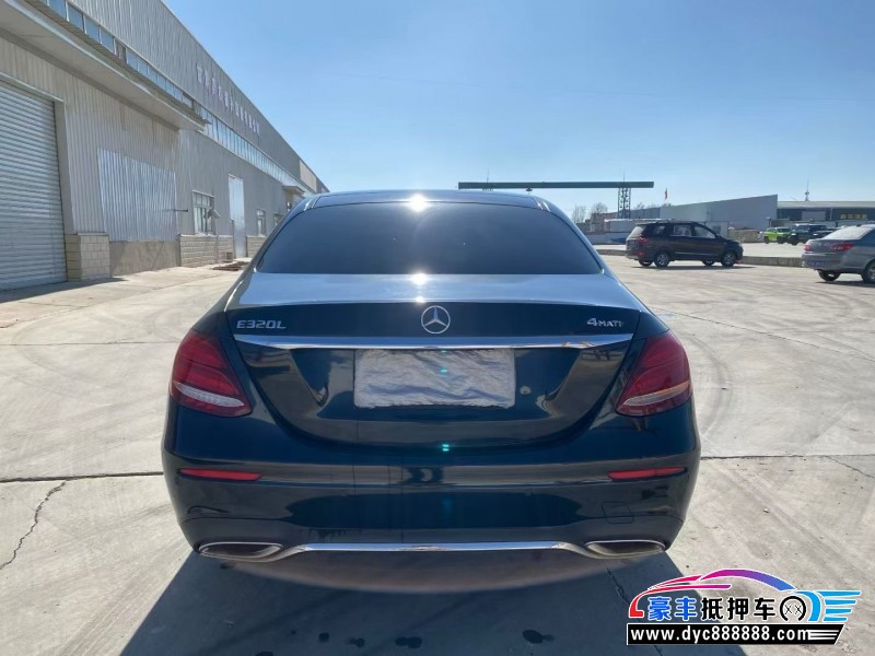 18年奔驰E轿车抵押车出售