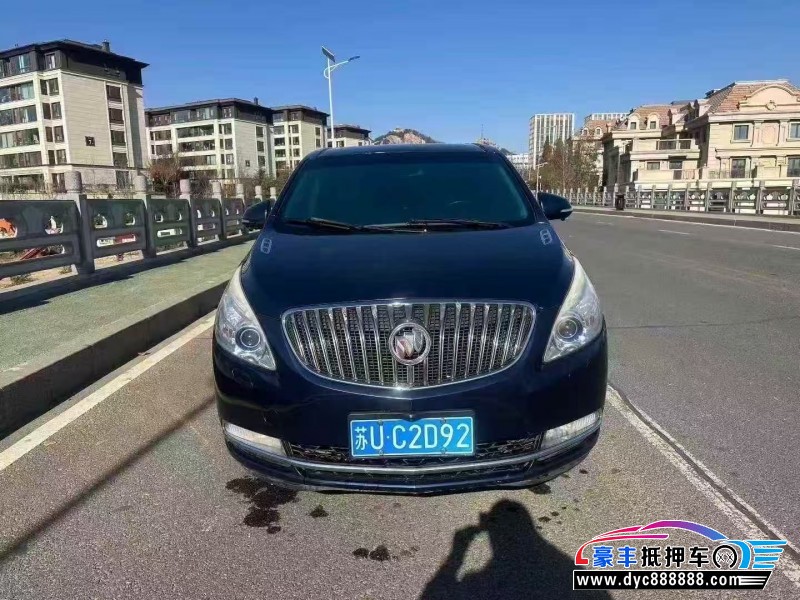 16年别克GL8轿车抵押车出售