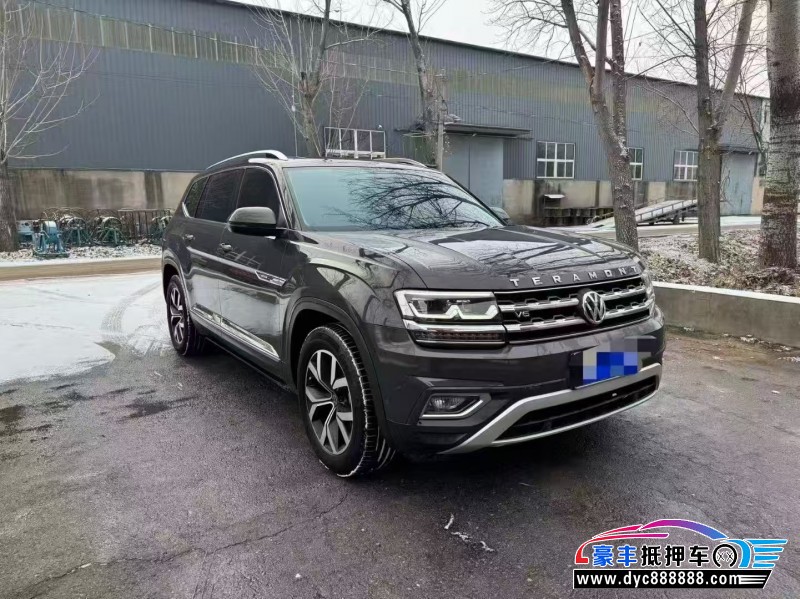 18年大众辉昂轿车抵押车出售