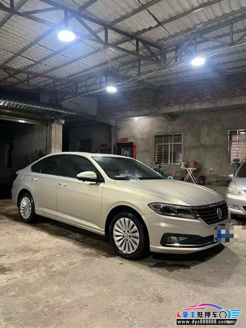 19年大众朗逸轿车抵押车出售