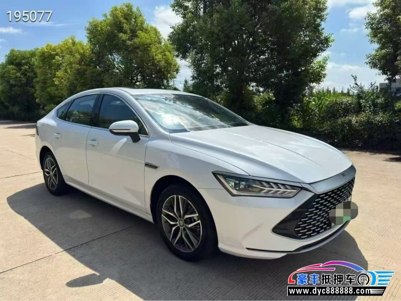 25年比亚迪秦轿车抵押车出售