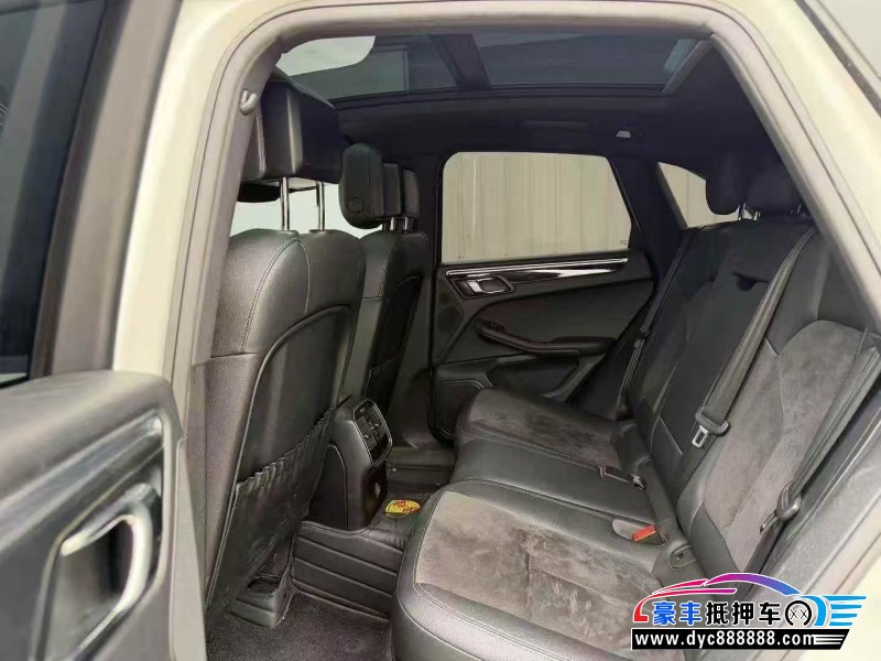 17年保时捷Macan迈凯轿车抵押车出售