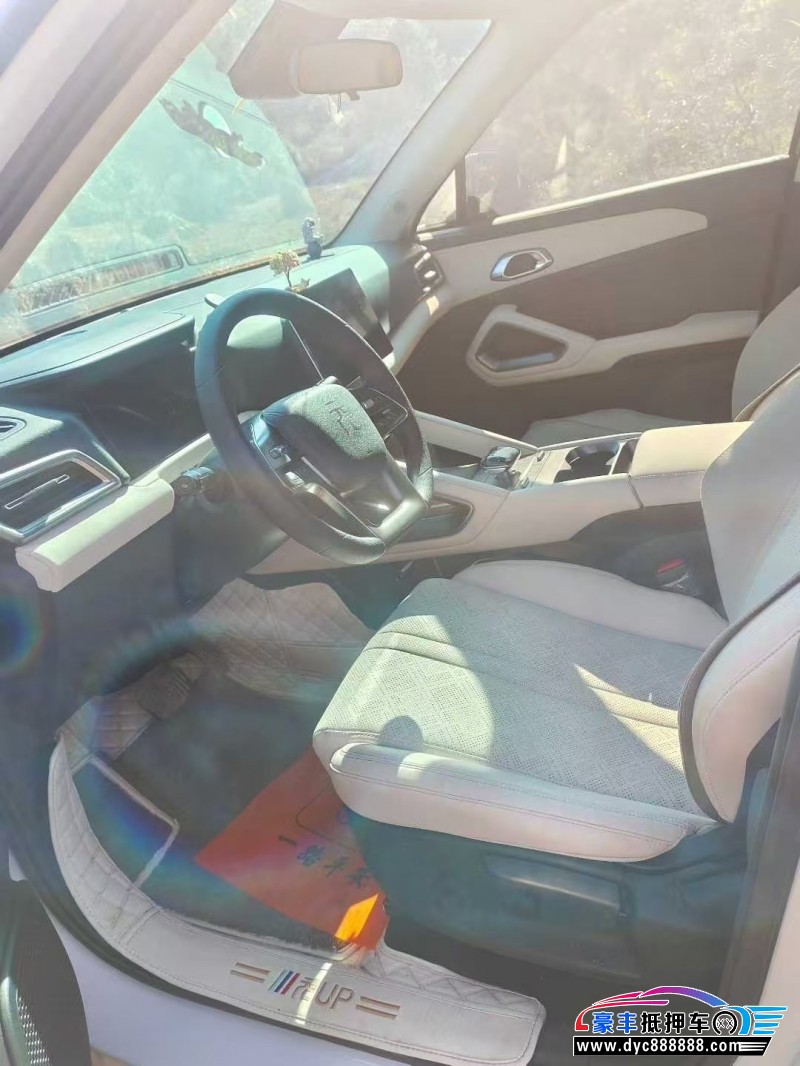 24年比亚迪元轿车抵押车出售