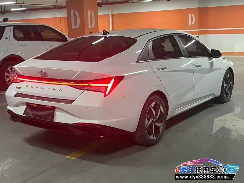 23年现代伊兰特轿车抵押车出售