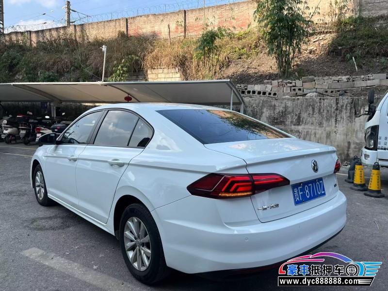 19年大众宝来轿车抵押车出售