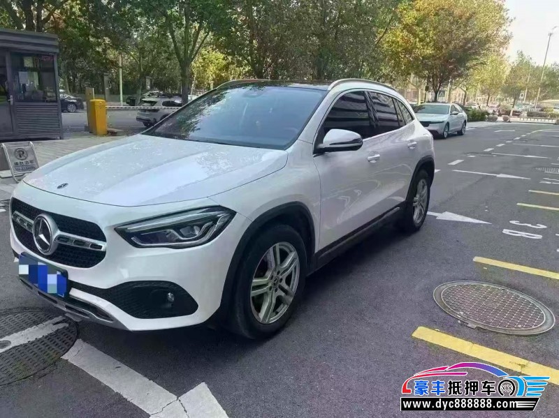 22年奔驰GLA轿车抵押车出售