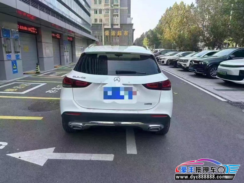 22年奔驰GLA轿车抵押车出售
