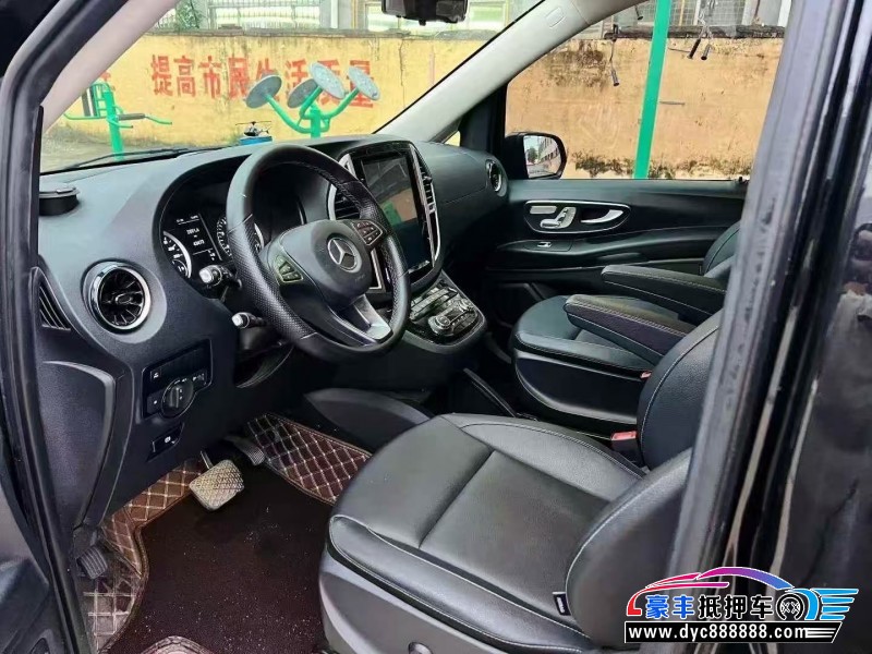 23年奔驰威霆MPV抵押车出售