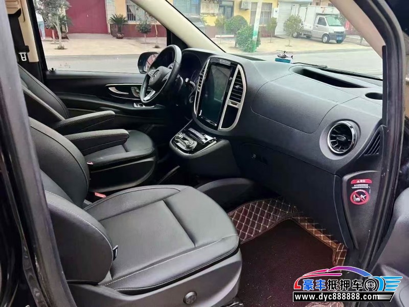 23年奔驰威霆MPV抵押车出售