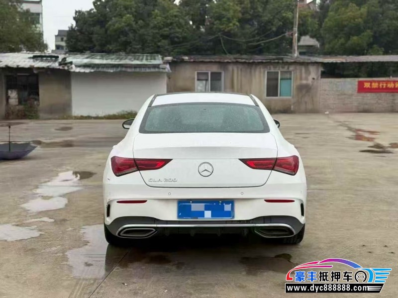 22年奔驰CLA轿车抵押车出售