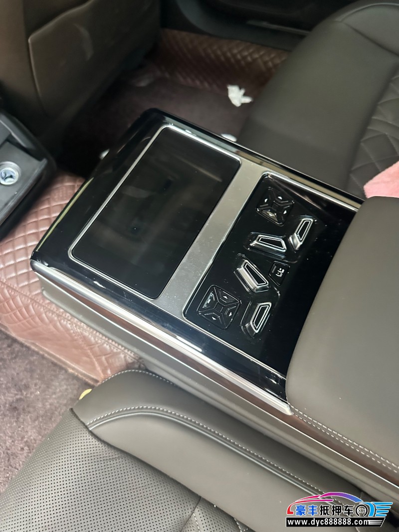 24年奥迪A8L轿车抵押车出售