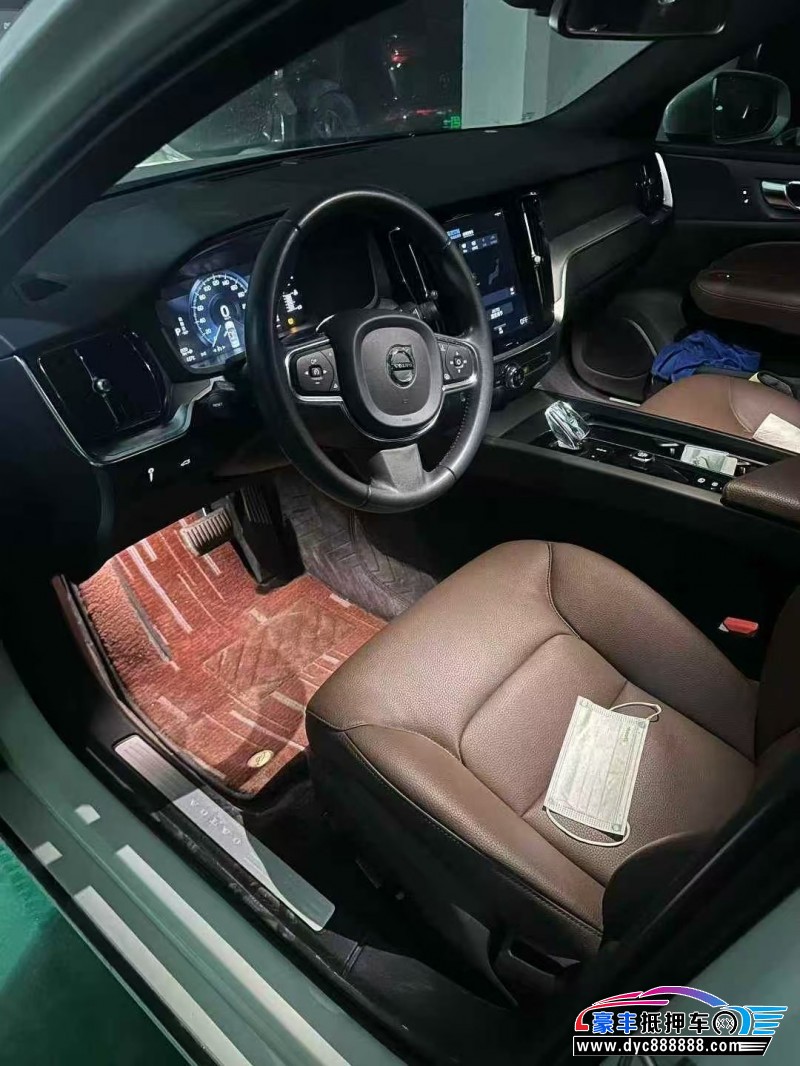 22年沃尔沃S90轿车抵押车出售