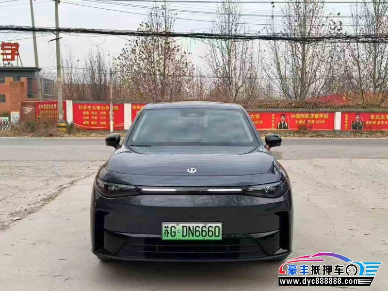 25年零跑C10轿车抵押车出售