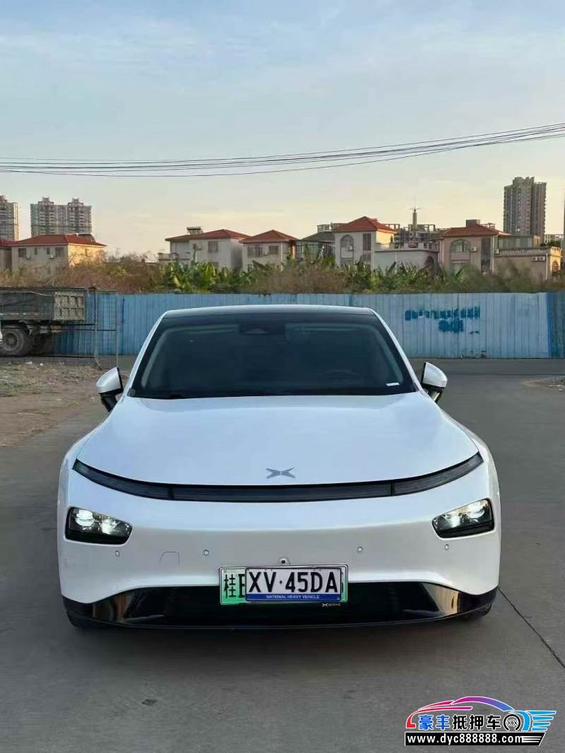 抵押车出售22年小鹏汽车P7轿车