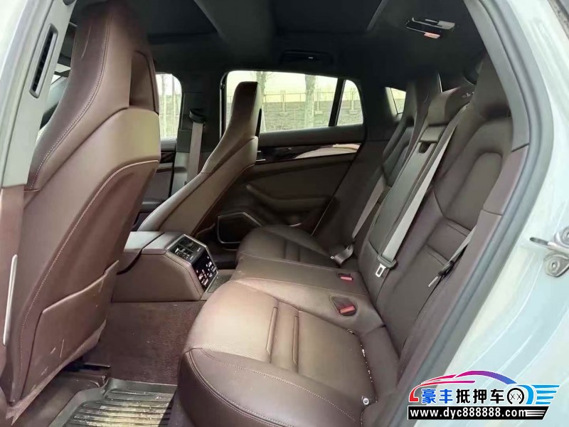 24年保时捷帕纳梅拉轿车抵押车出售