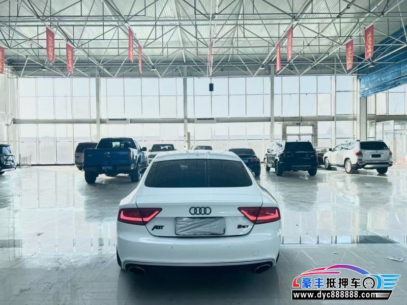 12年奥迪A7轿车抵押车出售