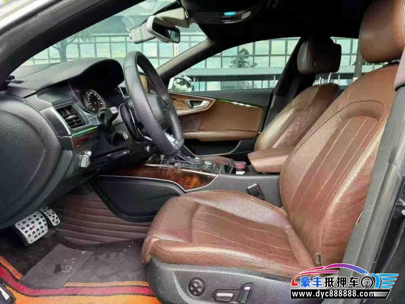 12年奥迪A7轿车抵押车出售