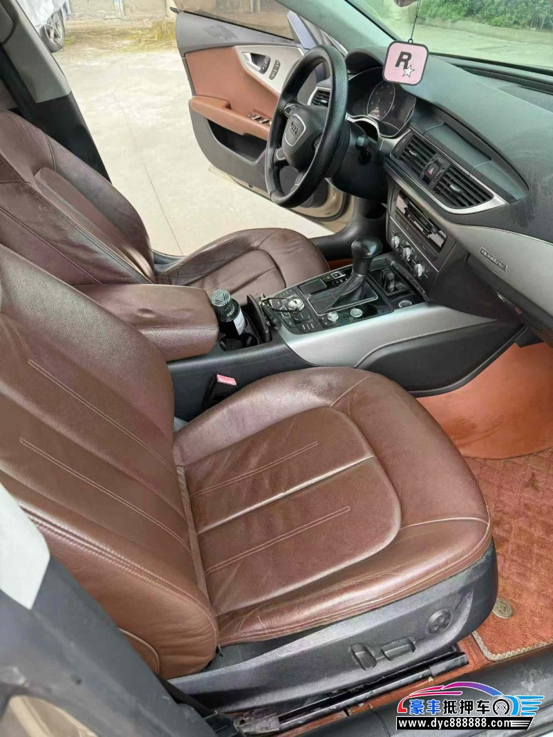 14年奥迪A7轿车抵押车出售