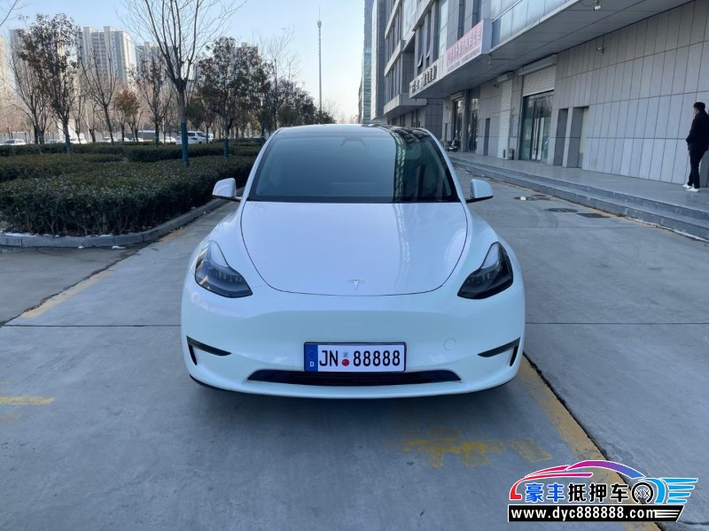 抵押车出售21年特斯拉Model Y轿车