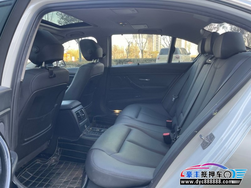 16年宝马3系轿车抵押车出售