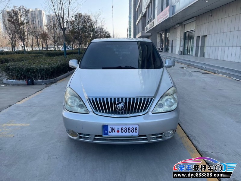 15年别克GL8轿车抵押车出售