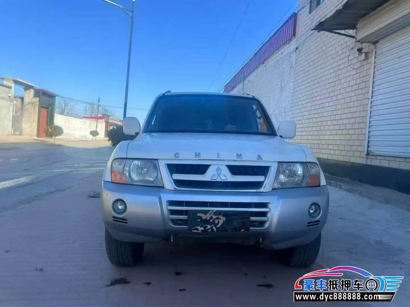 12年三菱帕杰罗SUV抵押车出售