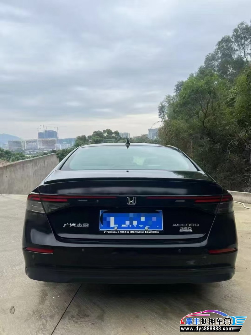 25年本田雅阁轿车抵押车出售