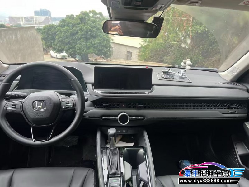 25年本田雅阁轿车抵押车出售