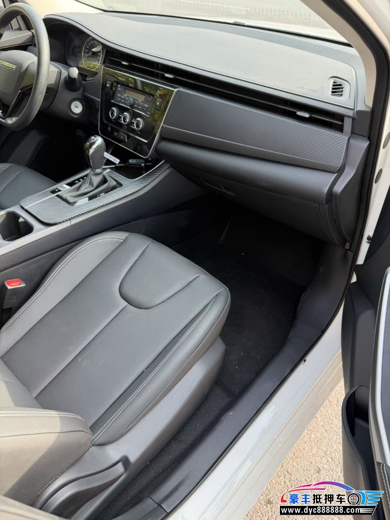 25年启辰D60轿车抵押车出售