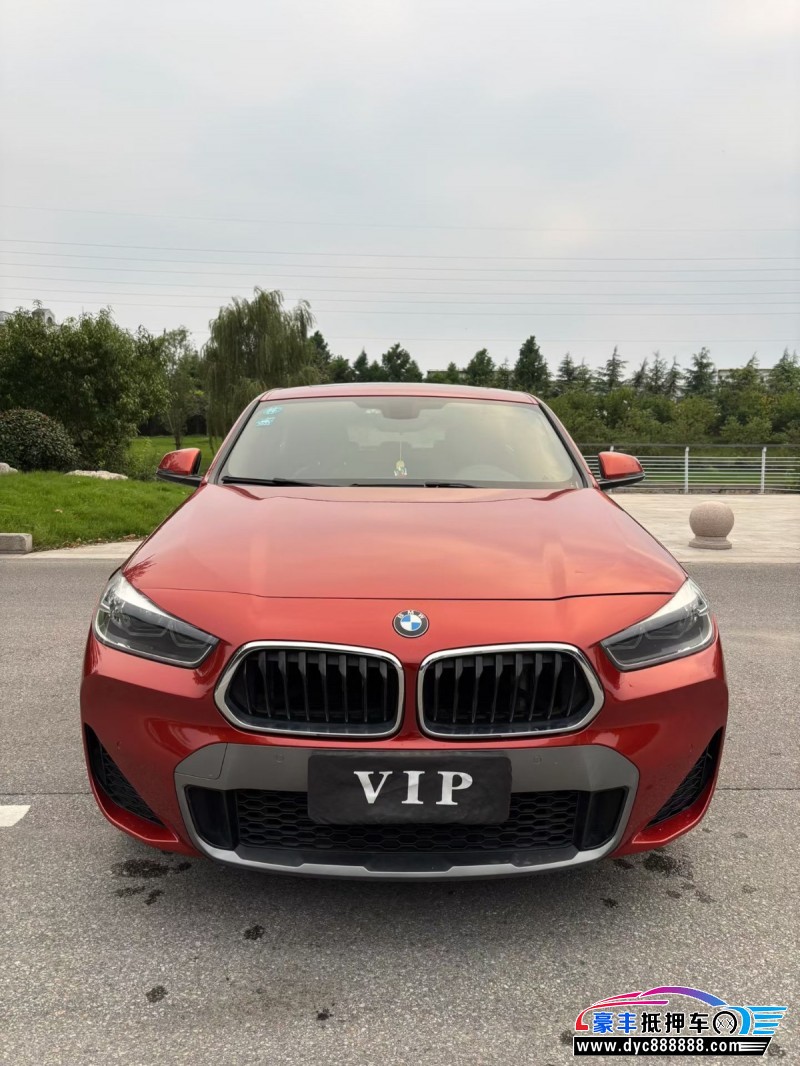 20年宝马X2轿车抵押车出售