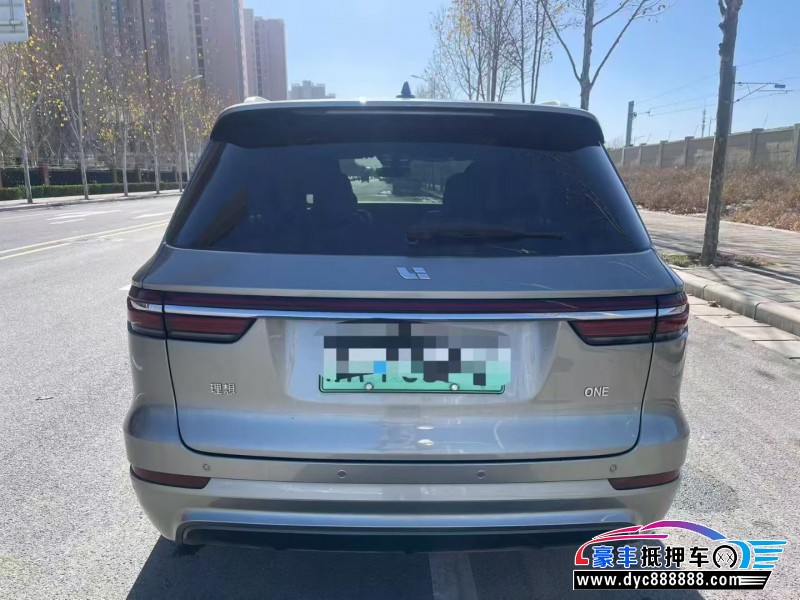 20年理想ONE轿车抵押车出售