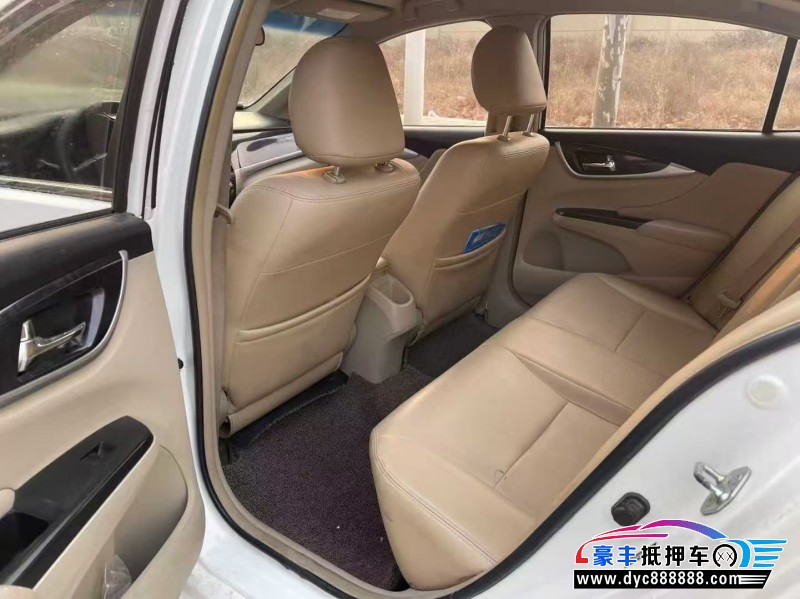 13年本田凌派轿车抵押车出售