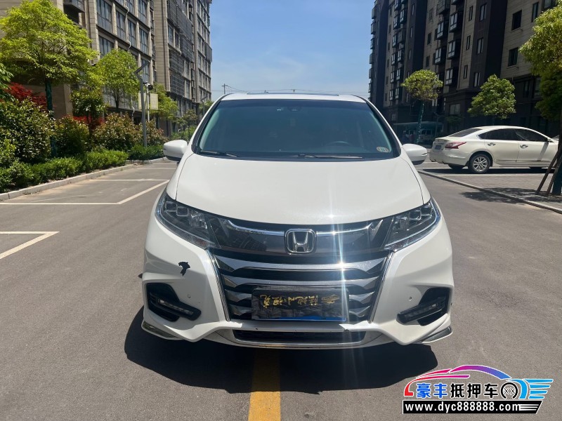 抵押车出售21年本田奥德赛轿车