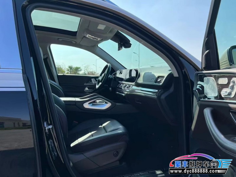 21年奔驰GLS轿车抵押车出售